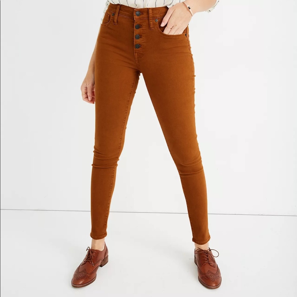 Madewell 9”Mid-Rise Skinny Jeans: Garment-Dyed Button-Front Edition